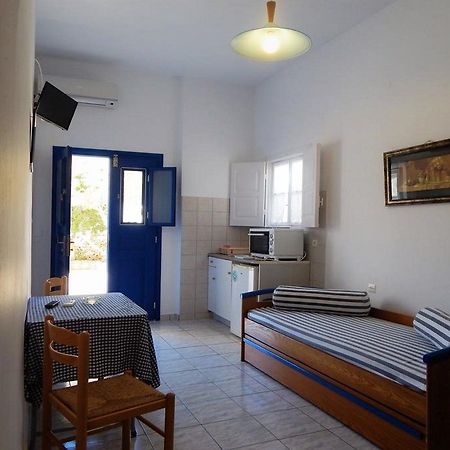 Evgenia Rooms And Apartments Folegandros Town Exterior foto