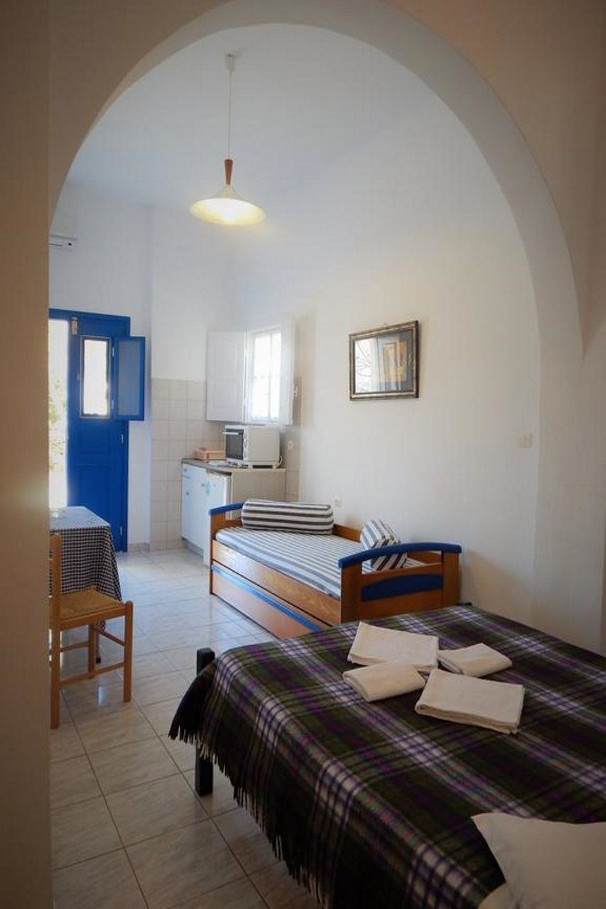 Evgenia Rooms And Apartments Folegandros Town Exterior foto